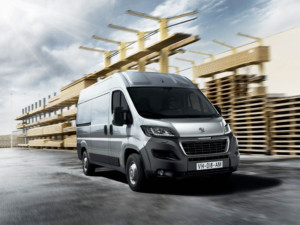 Peugeot v ČR potřetí překonal tisícovku