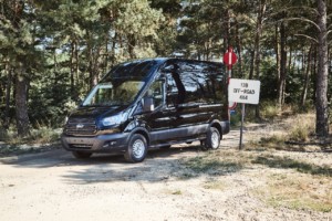 Ford Transit Custom přijíždí v nové stylové variantě Black Edition a se širší nabídkou modelů Sport (Foto: Ford)