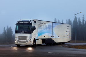 Společnost Volvo Trucks na svém nejnovějším koncepčním vozidle testuje hybridní hnací ústrojí pro dálkovou přepravu / Foto zdroj: Volvo Group Czech Republic s.r.o.