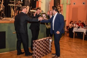 Vítězná zubatá žába vydražena za rekordní částku! / Foto zdroj: BUGGYRA media