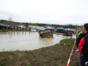 Milovice 2017: Začátek sezony skoro jako přes kopírák / Foto zdroj facebook: TRUCK TRIAL TEAM HORNÍ JIŘETÍN (440, 441, 442)