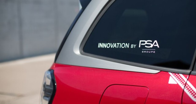 Veřejnost si na Dnech inovací mohla vyzkoušet bezpečný a intuitivní autonomní vůz skupiny PSA / Foto: autor Guillot Alexis/ copyright Groupe PSA, Direction de la communication