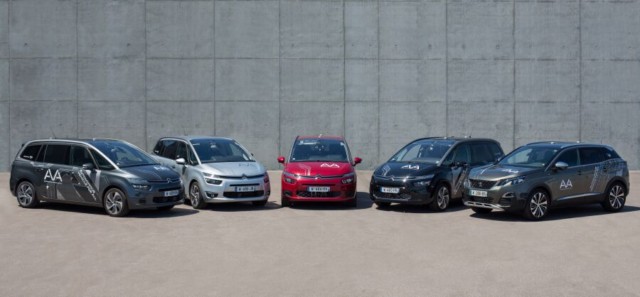 Veřejnost si na Dnech inovací mohla vyzkoušet bezpečný a intuitivní autonomní vůz skupiny PSA / Foto: autor Guillot Alexis/ copyright Groupe PSA, Direction de la communication