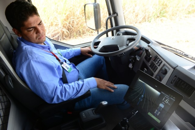 finanční ředitel a ředitel nákupu firmy Santa Terezinha Paolo Meneguetti / Foto zdroj: © Volvo Truck Corporation