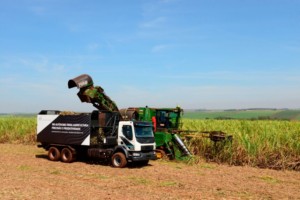 Autonomní nákladní vozidlo Volvo je připraveno zvýšit úrodu cukrové třtiny v Brazílii / Foto zdroj: © Volvo Truck Corporation