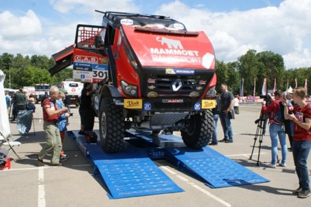 Tým MKR Technology se 3 kamiony Renault Truck má za sebou dvě etapy Silk Way / Foto zdroj: MKR Technology