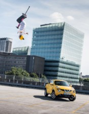 Nissan JukeCam: světově první integrovaná 360º kamera určená pro akční sporty a na palubní desku zachycuje rekord do Guinnessovy knihy rekordů™