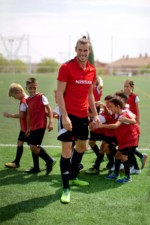Nissan prodlužuje dohodu o globální spolupráci s UEFA Champions League / Foto zdroj: NISSAN