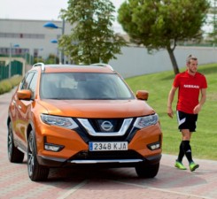 Nissan prodlužuje dohodu o globální spolupráci s UEFA Champions League / Foto zdroj: NISSAN
