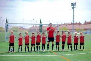Nissan prodlužuje dohodu o globální spolupráci s UEFA Champions League / Foto zdroj: NISSAN