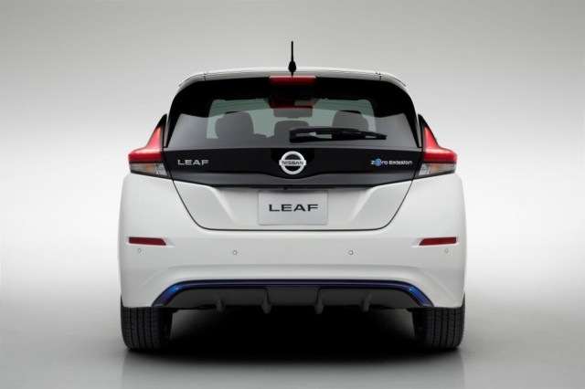 Nový Nissan LEAF uveden na evropský trh: zvedá laťku úrovně sériových elektromobilů / Foto zdroj: NISSAN