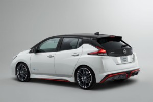 Nissan představuje na autosalonu v Tokiu koncept LEAF NISMO / Foto zdroj: NISSAN