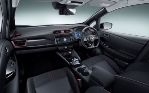Nissan představuje na autosalonu v Tokiu koncept LEAF NISMO / Foto zdroj: NISSAN