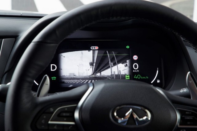Nissan testuje technologii plně autonomního prototypu v ulicích Tokia / Foto zdroj: NISSAN