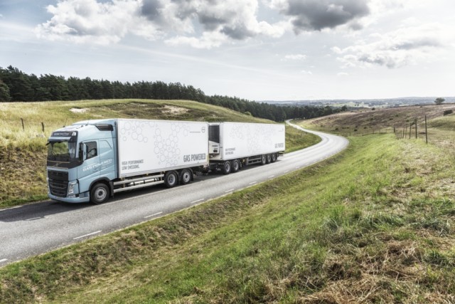 Světová premiéra: Nová nákladní vozidla Volvo Trucks s plynovým pohonem produkují o 20–100 % méně emisí CO2 / Foto zdroj: Volvo Group Czech Republic, s.r.o.
