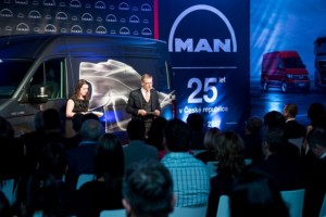 Hlavní projev pronesl jednatel a generální ředitel společnosti MAN Truck & Bus Czech Republic pan Reinhard Faderl / Foto zdroj: MAN Truck & Bus Czech Republic s.r.o.