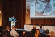 Vladimír Handl, jednatel DB Schenker, na konferenci Login mluvil o zkušenostech s CNG / Foto zdroj: DB Schenker
