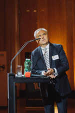 Vladimír Handl, jednatel DB Schenker, na konferenci Login mluvil o zkušenostech s CNG / Foto zdroj: DB Schenker