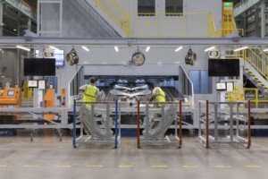 Zahájení výroby nového Nissanu LEAF v Evropě / Foto zdroj: NISSAN