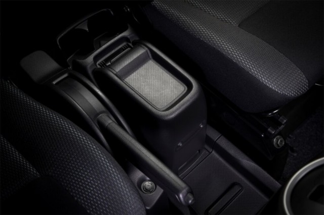 Vylepšený Nissan e-NV200: Revoluce na trhu menších užitkových vozidel. Dodávka s nulovými emisemi nyní s větším dojezdem. / Foto zdroj: NISSAN
