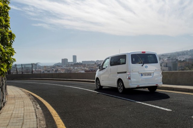 Vylepšený Nissan e-NV200: Revoluce na trhu menších užitkových vozidel. Dodávka s nulovými emisemi nyní s větším dojezdem. / Foto zdroj: NISSAN