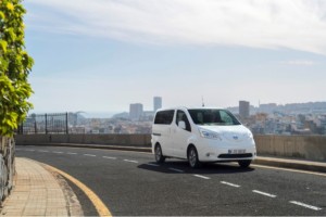 Vylepšený Nissan e-NV200: Revoluce na trhu menších užitkových vozidel. Dodávka s nulovými emisemi nyní s větším dojezdem. / Foto zdroj: NISSAN