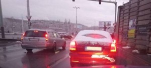 Očistění auta je nutné pro dobrý výhled, zákony ho požadují nejen v ČR, ale i v zahraničí / Foto zdroj: Ministerstvo dopravy ČR