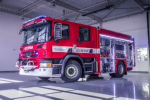 Pražští hasiči si převzali 10 vozidel Scania s nástavbou od společnosti Kobit / Foto zdroj: Scania Czech Republic, s.r.o.