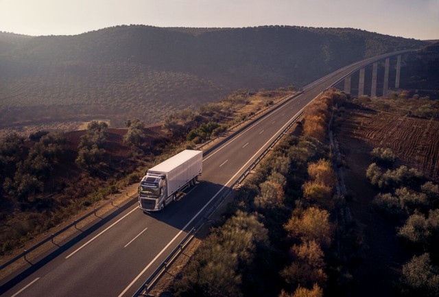 Nové Volvo FH se systémem I-Save snižuje spotřebu paliva až o 7 % / Foto zdroj: Volvo Group Czech Republic, s.r.o.