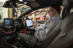 Ford nabízí obranu proti krádežím aut přes bezklíčové odemykání / Foto zdroj:  FORD MOTOR COMPANY, s.r.o.