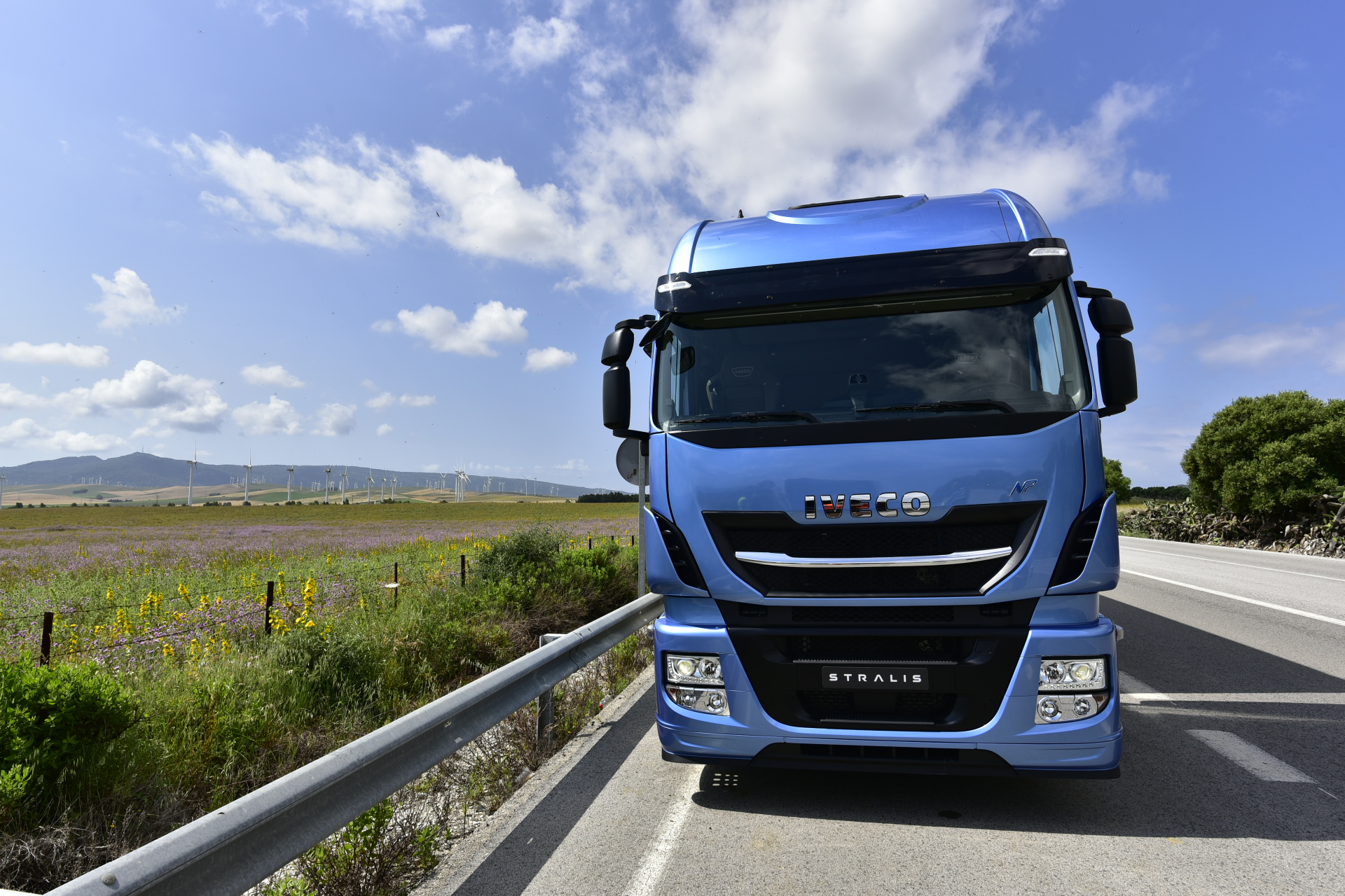 Iveko. Ивеко Стралис. Новый Ивеко Стралис. Iveco Stralis NP. Фура Ивеко Стралис.