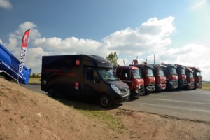KARAVANA RENAULT TRUCKS 2016