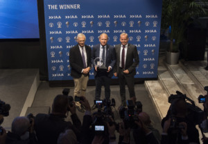 Ocenění pro novou generaci nákladních vozidel Scania - řada S oceněna titulem "International Truck of the Year 2017"