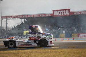 Stříbrné Le Mans. Lacko a Buggyra vicemistry Evropy!