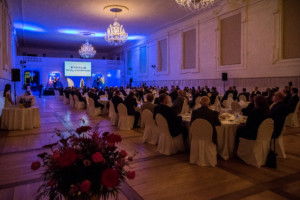 Nový Stralis TCO2 Šampion uveden slavnostně na trh ve valtickém zámku