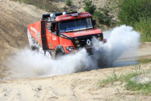 Shořelý Renault Sherpa vstal z popela a pojede Dakar
