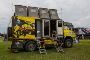 Macík a Kvapil finišují přípravy na přejímku techniky. Oslavu Silvestra neplánuje ani jeden (Foto zdroj: Big Shock Racing)