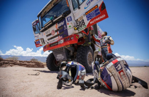 Loprais se posunul do top 10, Kolomý ztratil opravou / Foto: BUGGYRA Media