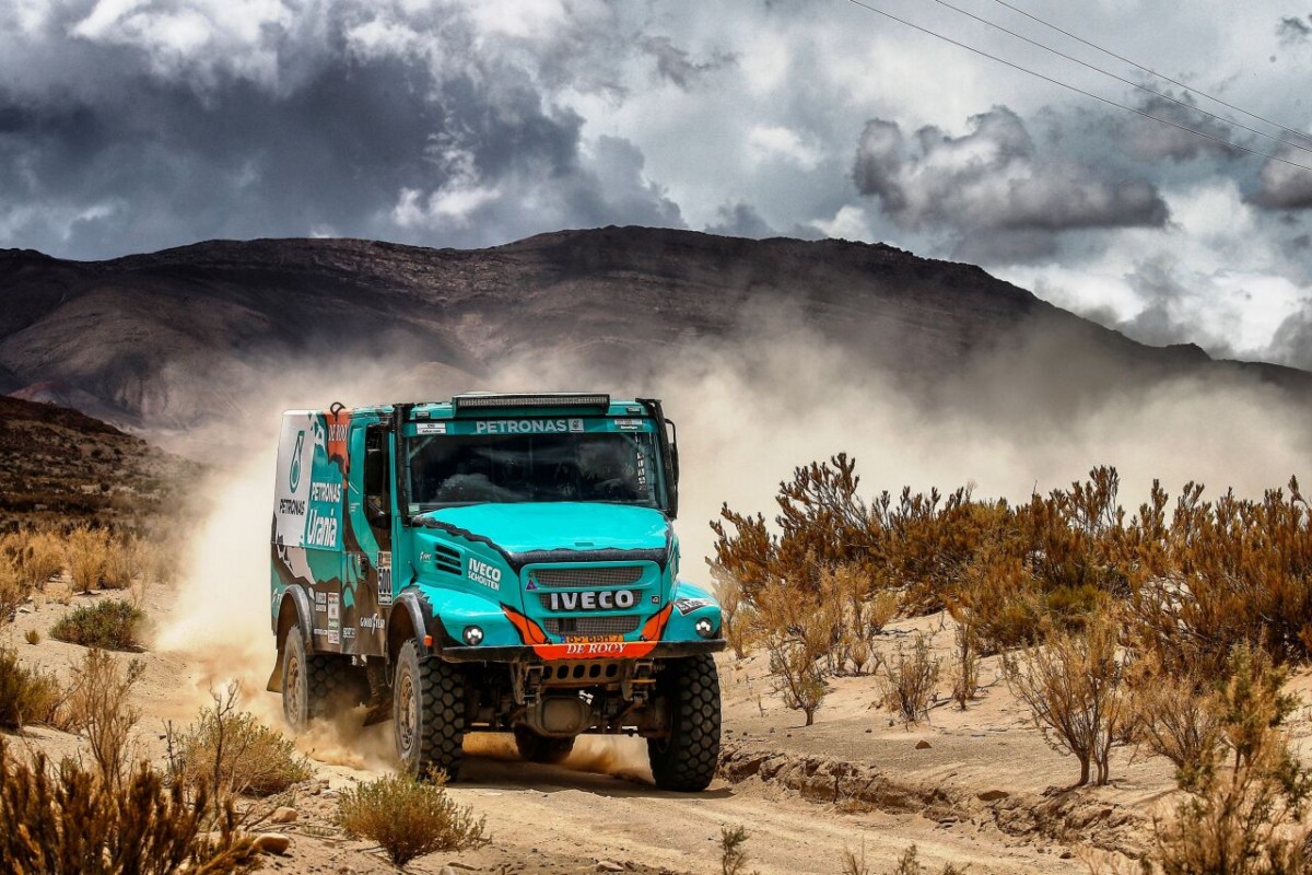 DAKAR 2017 - DE ROOY GERARD (nld) TORRALLARDONA MOISES (esp) RODEWALD DAREK (pol) IVECO PETRONAS TEAM DE ROOY IVECO / Foto: Frederic Le Floc'h / DPPI