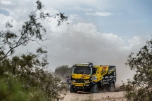Martin Macík zlobil komisaře, zkoumal kontrolku a bojoval o první desítku / Foto zdroj: KM Racing