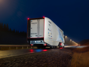 Společnost Volvo Trucks na svém nejnovějším koncepčním vozidle testuje hybridní hnací ústrojí pro dálkovou přepravu / Foto zdroj: Volvo Group Czech Republic s.r.o.