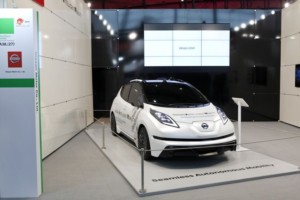 Nissan představuje na veletrhu CeBIT inovativní řešení, které urychlí integraci autonomního řízení / Foto zdroj: NISSAN