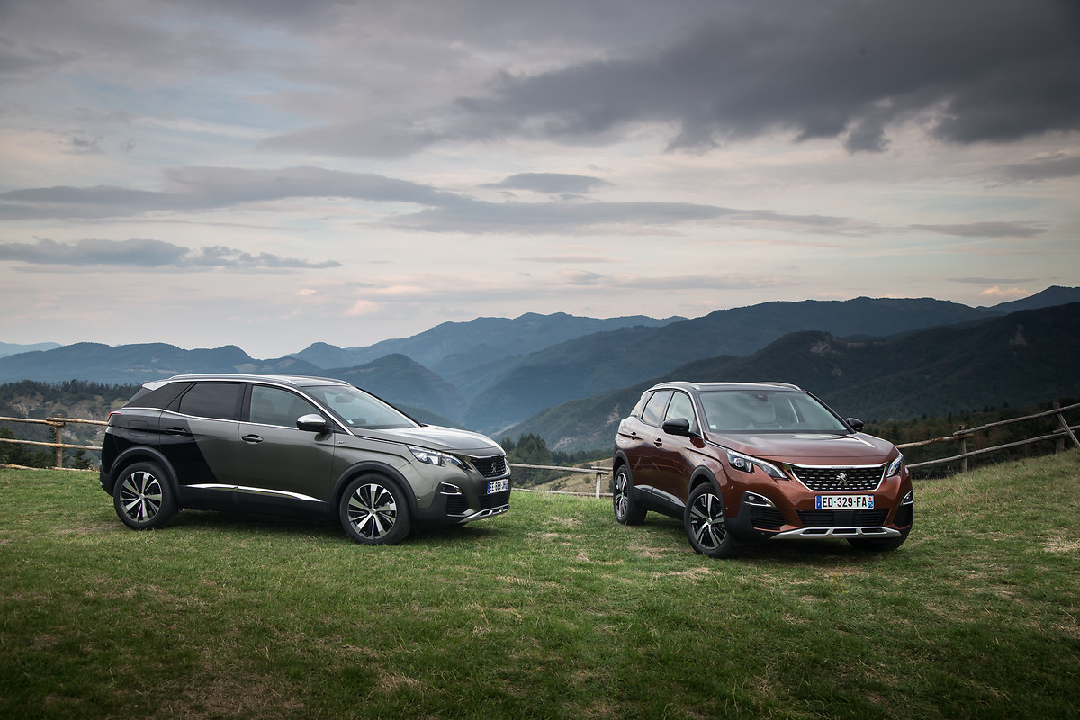 Peugeot 3008 & Peugeot 3008 GT / Foto zdroj: © Automobiles Peugeot