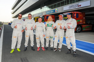 Vršecký bral v Indii bank – foto z Tata Motors T1 Prima Truck Racing / Foto: BUGGYRA media