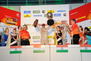 Vršecký bral v Indii bank – foto z Tata Motors T1 Prima Truck Racing / Foto: BUGGYRA media