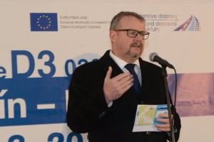 Stavba dálnice D3 mezi Ševětínem a Borkem byla zahájena, řidiči se zde poprvé projedou v prosinci 20 / Foto zdroj: Ministerstvo dopravy ČR