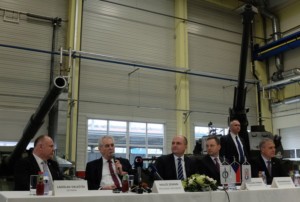 Společnost EXCALIBUR ARMY navštívil prezident Miloš Zeman / Foto zdroj: Tiskový servis CZECHOSLOVAK GROUP