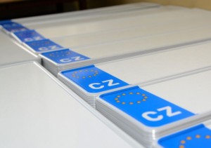 Stát má nového výrobce registračních značek, díky změně dodavatele ušetří více než 100 milionů korun / Foto zdroj: Ministerstvo dopravy ČR
