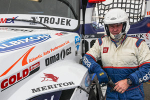 Lacko se dostává do závodního módu / Foto zdroj: BUGGYRA media