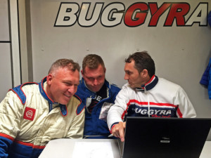 Lacko se dostává do závodního módu / Foto zdroj: BUGGYRA media